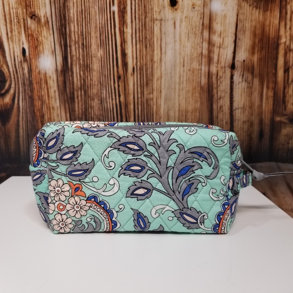 Vera Bradley NWOT "Fan Flowers" Small Makeup Case Travel Carrier